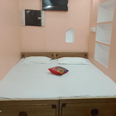 Ganga Paying Guest House Varanasi Cameră foto